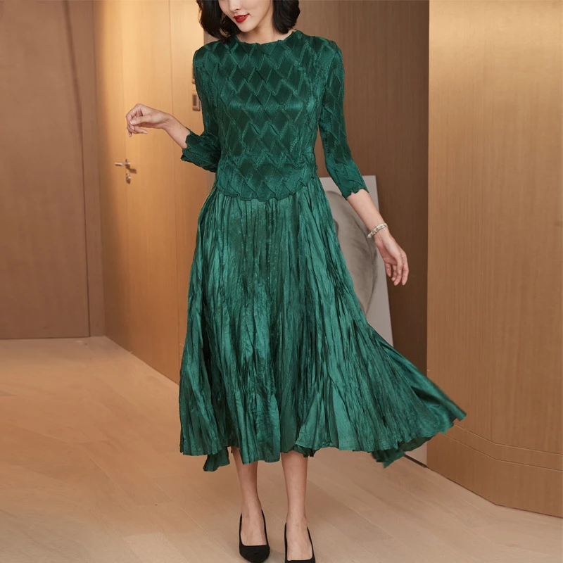 

Miyake Pleated Women's Dress Folds Fashion Designer Loose Long Sleeve Female Elegant Pleated Dresses 2022 Autumn New