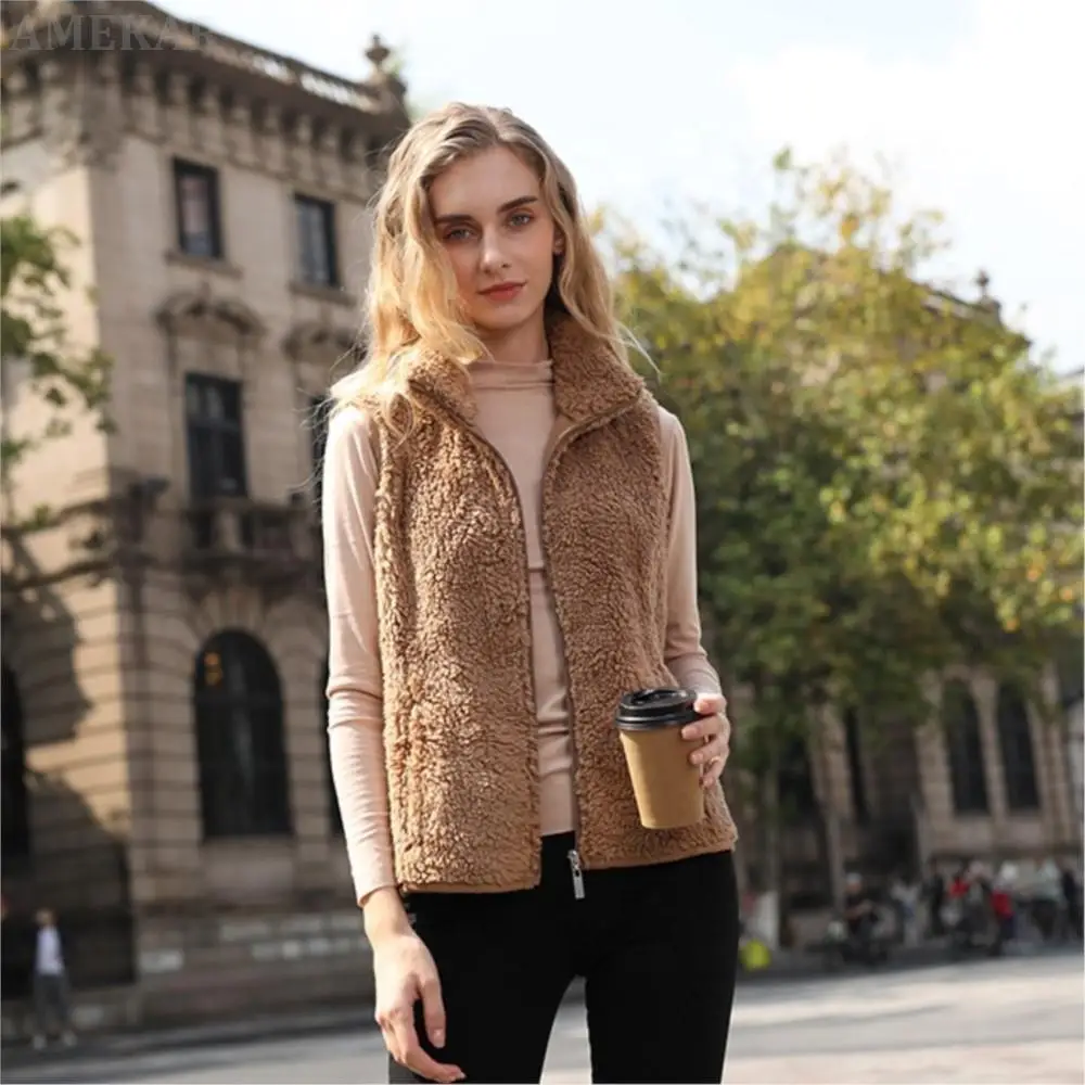Women Winter Luxury Real Fur Stand Collar Vest Pure Color Zipper Warm Adult Waistcoat Leisure Designer Thermal Real Fur Coat