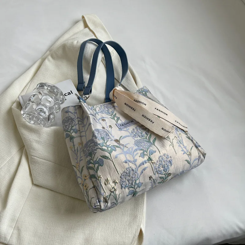 2022 Large-capacity Canvas Bag New Fashionable Shoulder Casual Commuter Tote Bag