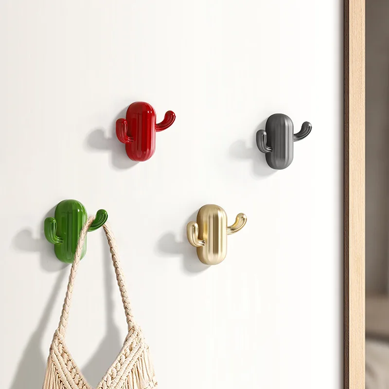 

New Simple Zinc Alloy Wall Hanging Clothes Hook Creative Cow Head Cactus Robe Hook Bedroom Bathroom Towel Hook Hardware