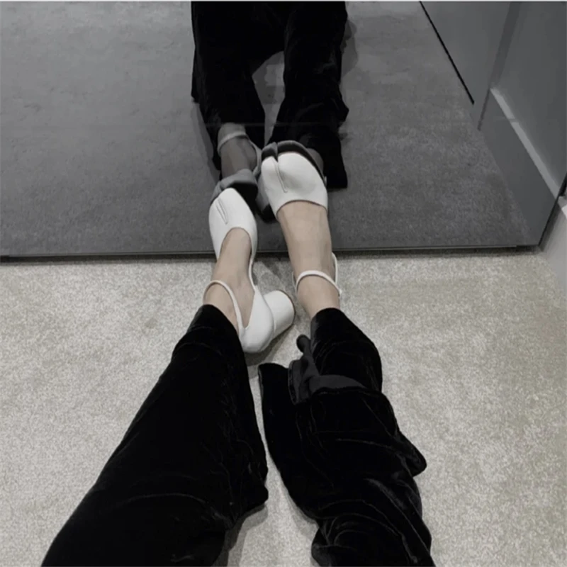 Split Toe Women Ninja Tabi Pumps Woman 6cm/3.5cm Heels Mary Janes Round High Heel Shoes Buckle Strap Shallow Sandals Shoes