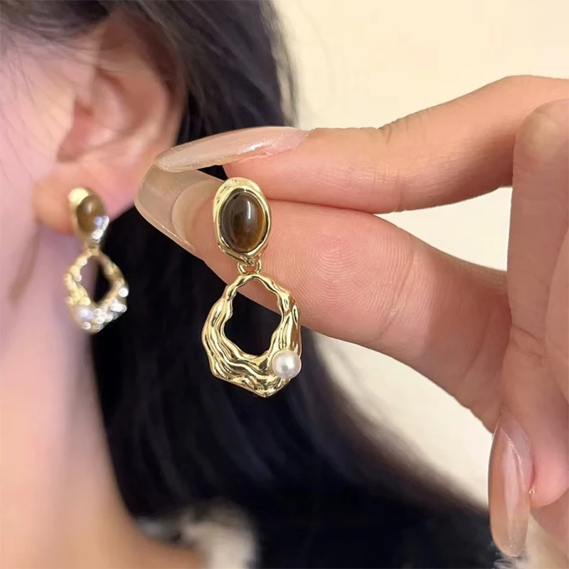 Французские винтажные серьги с геометрической имитацией янтаря