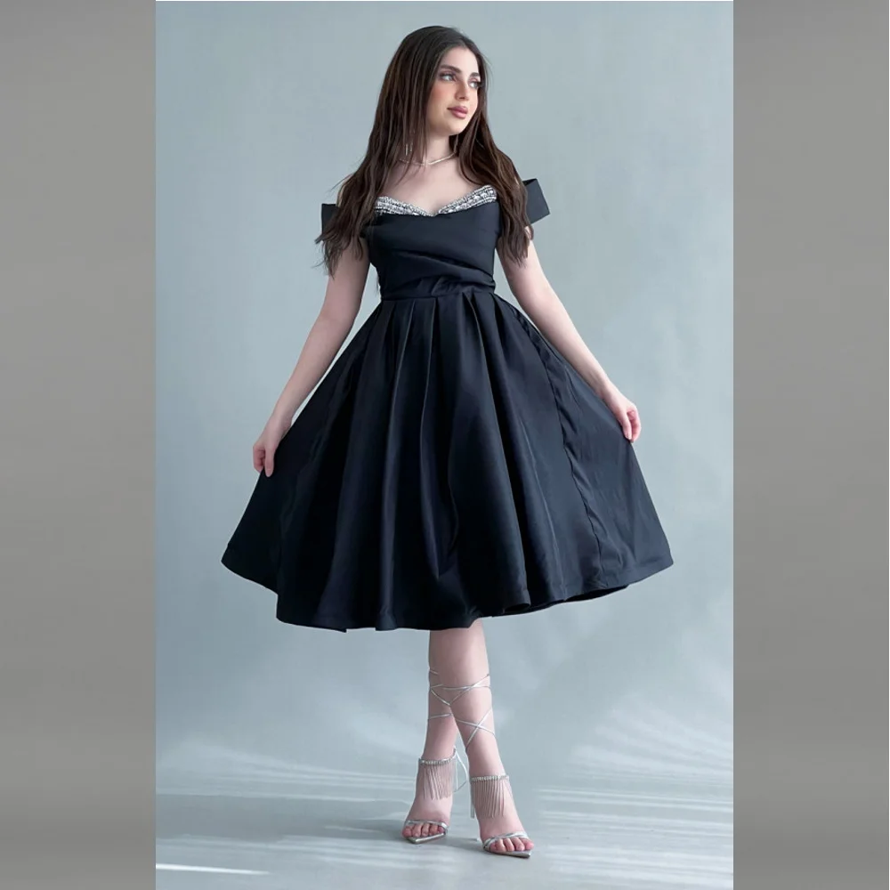 

2023 The Latest Women's Knee-length A Line Pleated CrystalSimple Formal Evening Dress