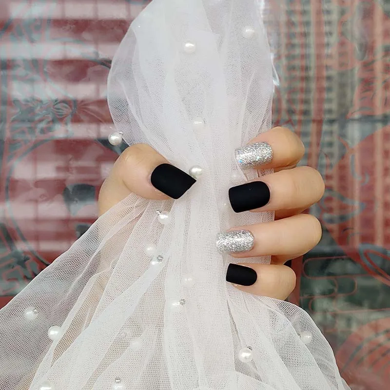 

30pcs false press on nails Black&shiny silver sequins color short square head Wear Finished product wearable fake nail tips M03