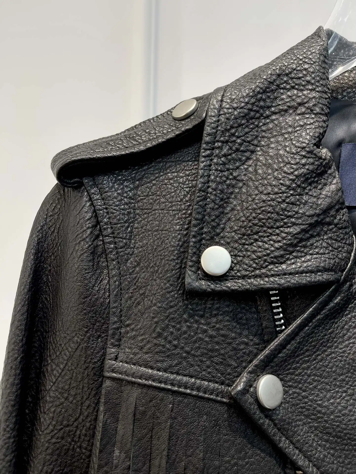 Top Quality Sheep Leather Black Moto Biker Jacket 2022 Autumn Special Zipper Design Turn-down Collar Basic Coat Belt Decoration