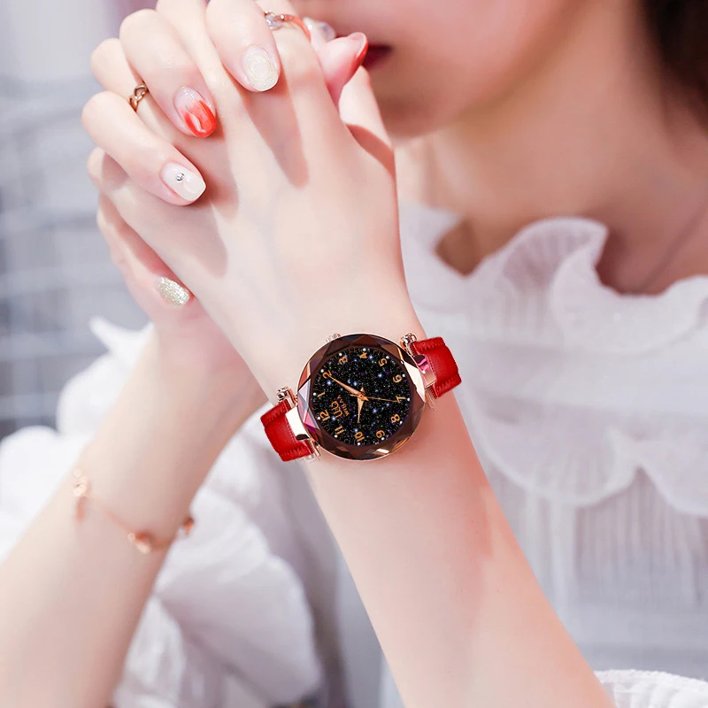 Женские наручные часы с кожаным ремешком Starry Sky розовое золото 2024