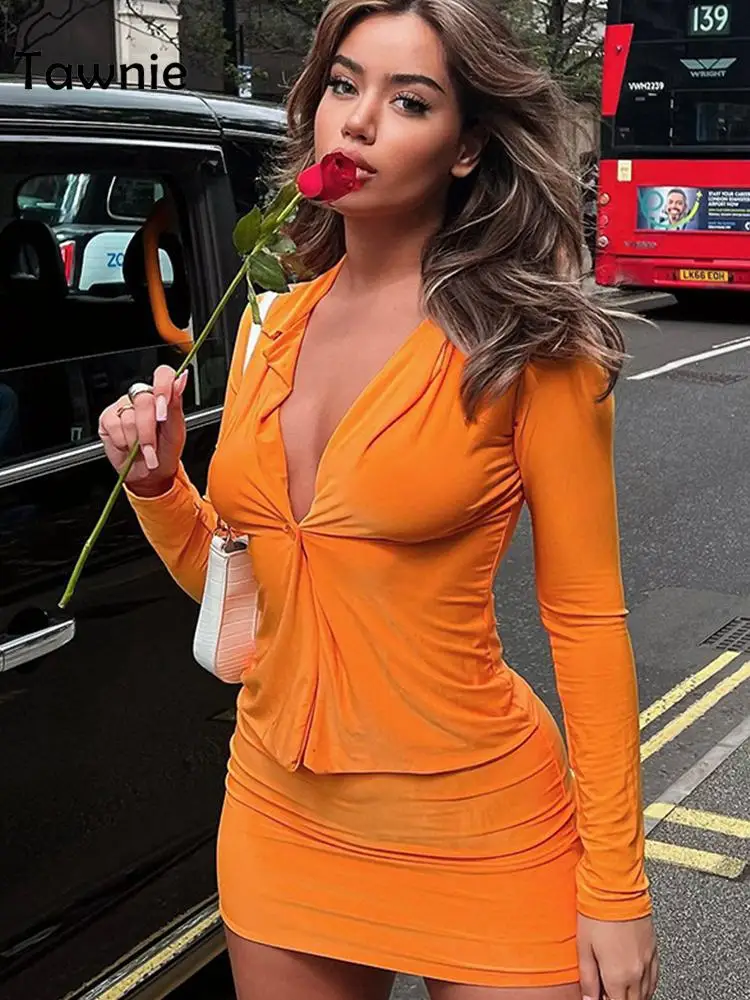 

Tawnie 2022 Summer Y2K Dress Sets Women Party Outfits V Neck Long Sleeve Crop Top and Mini Skirts 2 Piece Set Club Co-Ord Sets