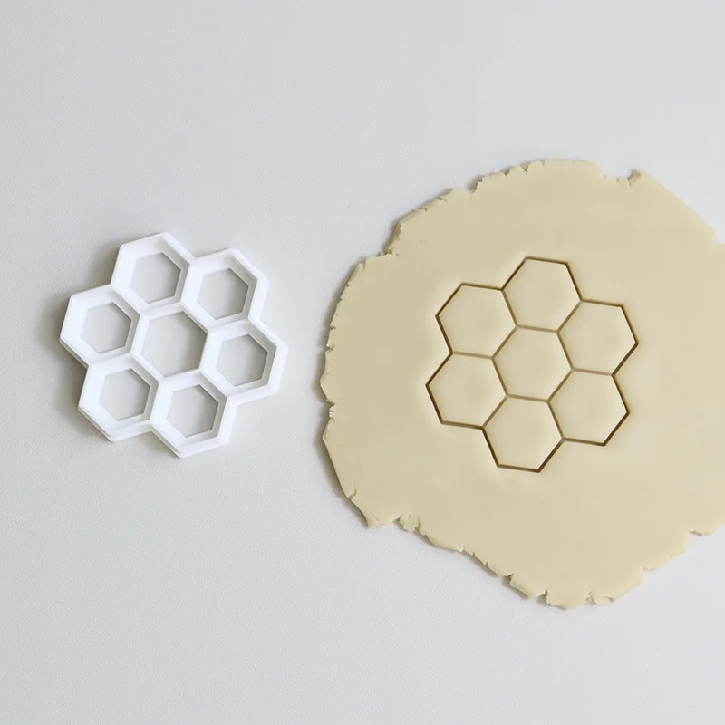 

Форма для печенья пчела пластиковая