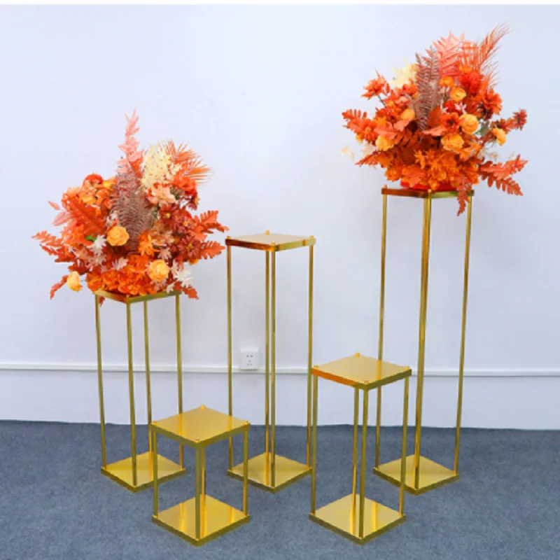 

Wrought Iron Shelf Golden Frame Geometric Road Lead Frame T Stage on-site Decor Arrangement Props Wedding Flower Stand