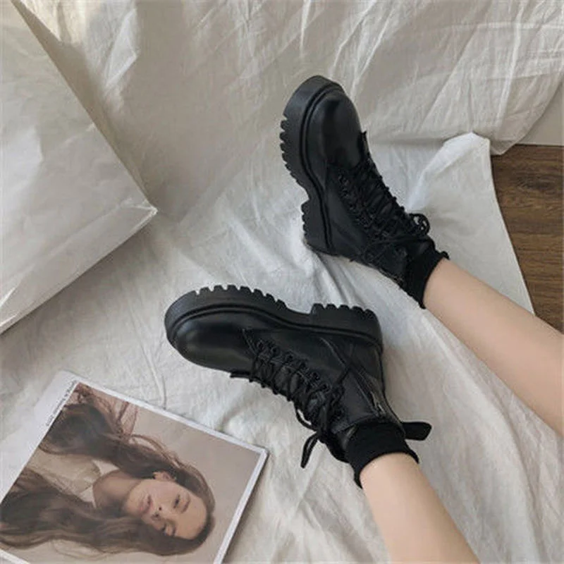 

2021 Popular Autumn New Korean Fashion Handsome Lace-up Motorcycle Boots Net Red Thick-soled Casual Round Toe Martin Boots Women