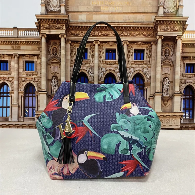 

Luxury Women Tope for Women 2022 New Fashion Hot Sale Print Pattern Large Capacity Shoulder Handbag Luxury Designer Wallet Cc Gg