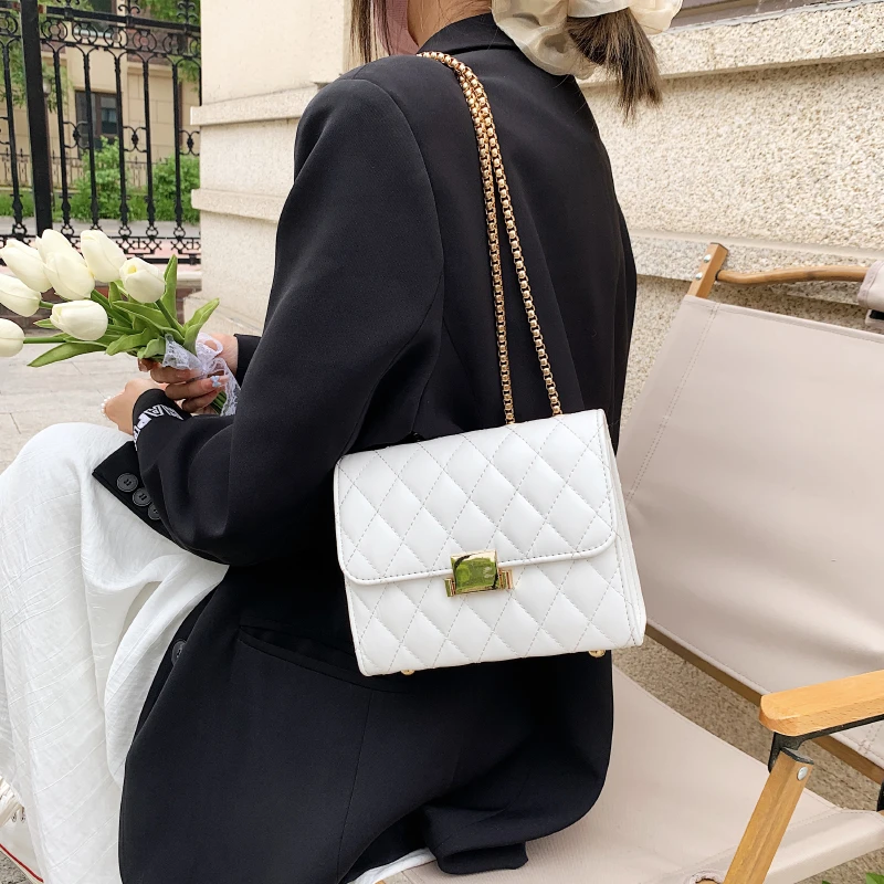 

Designer Women's Small Handbag Chain Shoulder Cross Body PU Leather Purses Cell Phone Bags with White Black Color