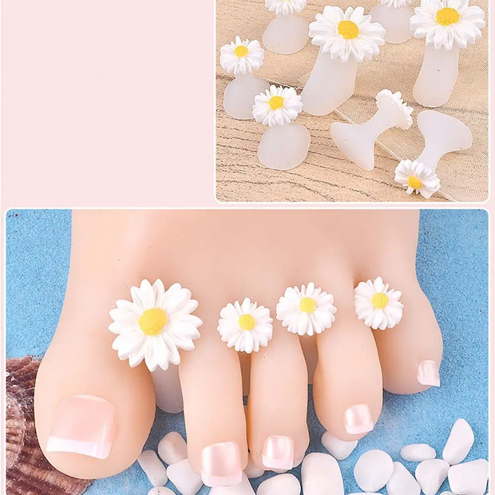 

8pcs Silicone Toe Separator Soft Foot Massager Relax Toe Corretor Foot Care Manicure Pedicure Tools Nail Art Tools Health Care