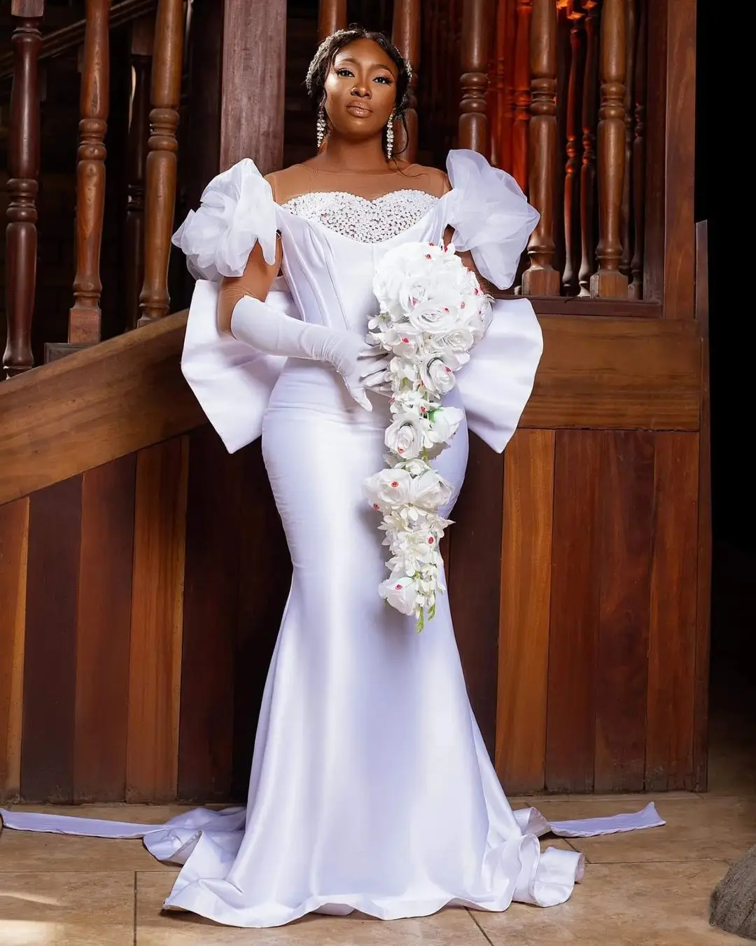 Фото Customized Black Women Prom Gown with Big Bow Heavy Pearls Asoebi Bridal Dress Plus Size African White Wedding Reception Dresses №2