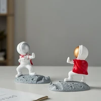 creative home decoration astronaut mobile phone bracket statue astronaut resin small sculpture ornament cartoon desktop decor