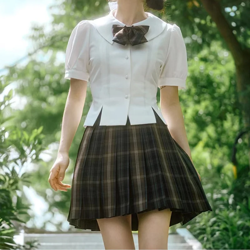 

[Gardenia Bubble] White Slim Shirt Short Sleeves Round Collar Top Women JK High School Uniform Class Students Cloths