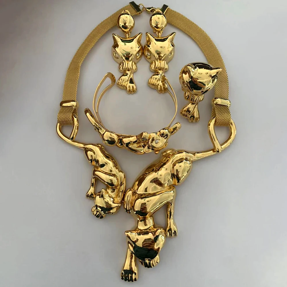 Jewelry Bracelet Fashion African Wedding Classic Necklace Earrings Sets Gold Plated Rings Women Pendant Dubai Pendant Party Gift