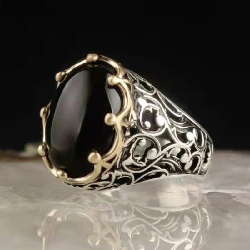 

New Fashion Temperament Black Gem Men's Ring Domineering High-end Copper Material To Attend The Banquet Business High-end Ring