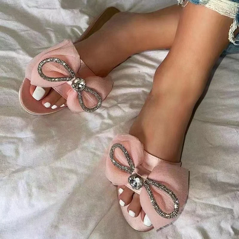 

Liyke Fashion Satin Butterfly-Knot Flat Slippers Women Summer Outdoor Round Toe Rhinestone Shoes Slides Gladiator Sandals Casual
