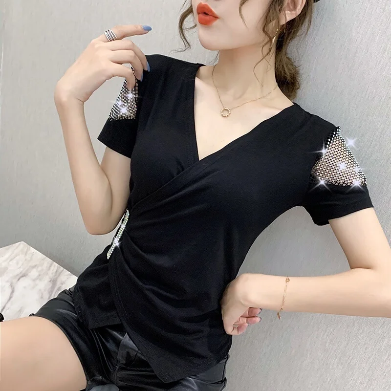 

#7204 Black White Red Asymmetrical T Shirt Women V Neck Sexy Short T-shirt Female Spliced Mesh Diamonds Streetwear Tshirt Summer