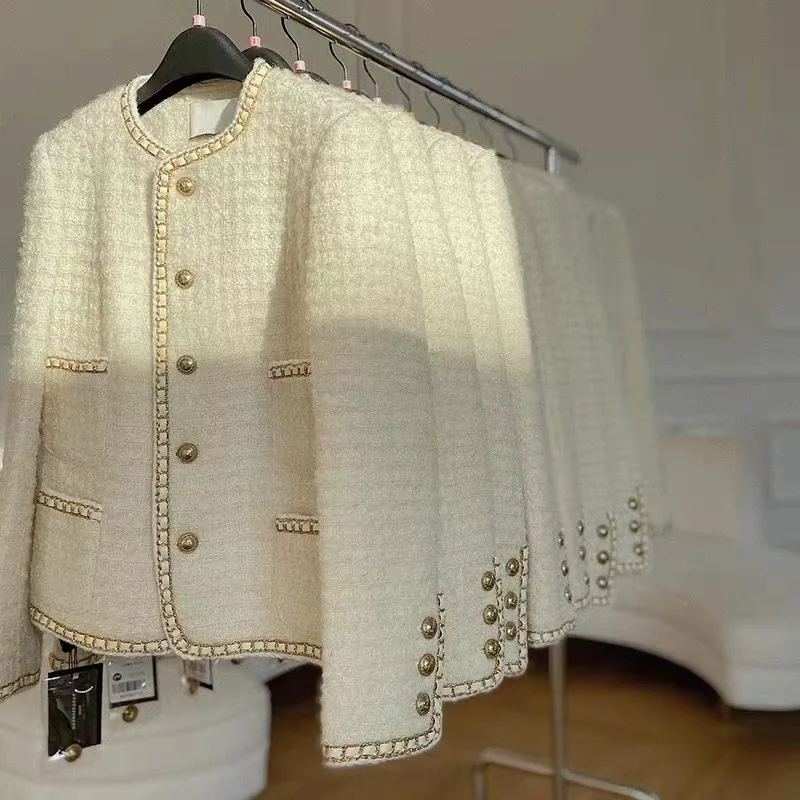 Женское шерстяное короткое пальто