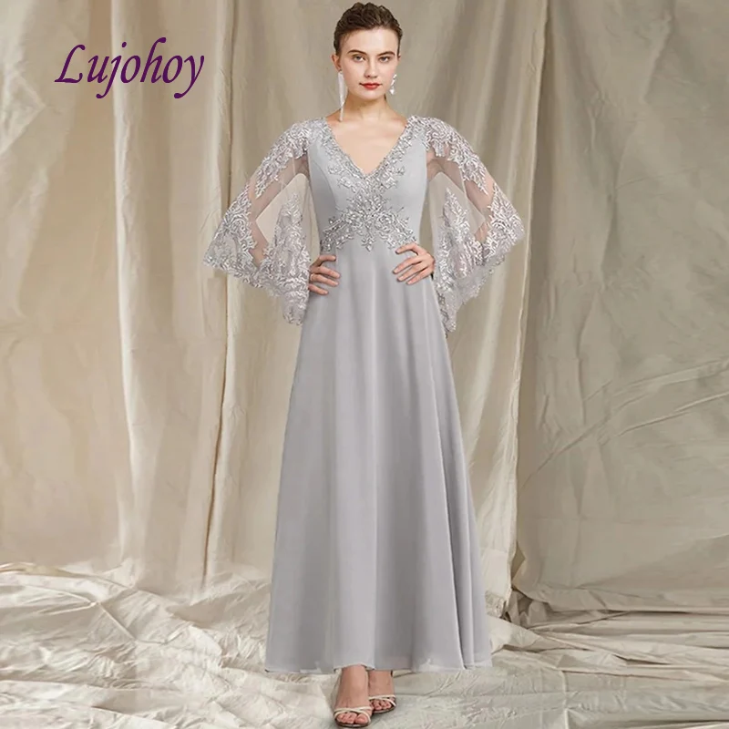 

Sexy Silver Lace Mother of the Bride Dresses Plus Size for Weddings with Jacket Godmother Groom Dinner Dresses Gowns