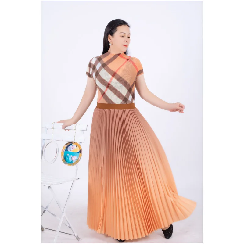 

Новый осенний клетчатый топ с принтом и градиентной расцветкой юбка с высокой талией