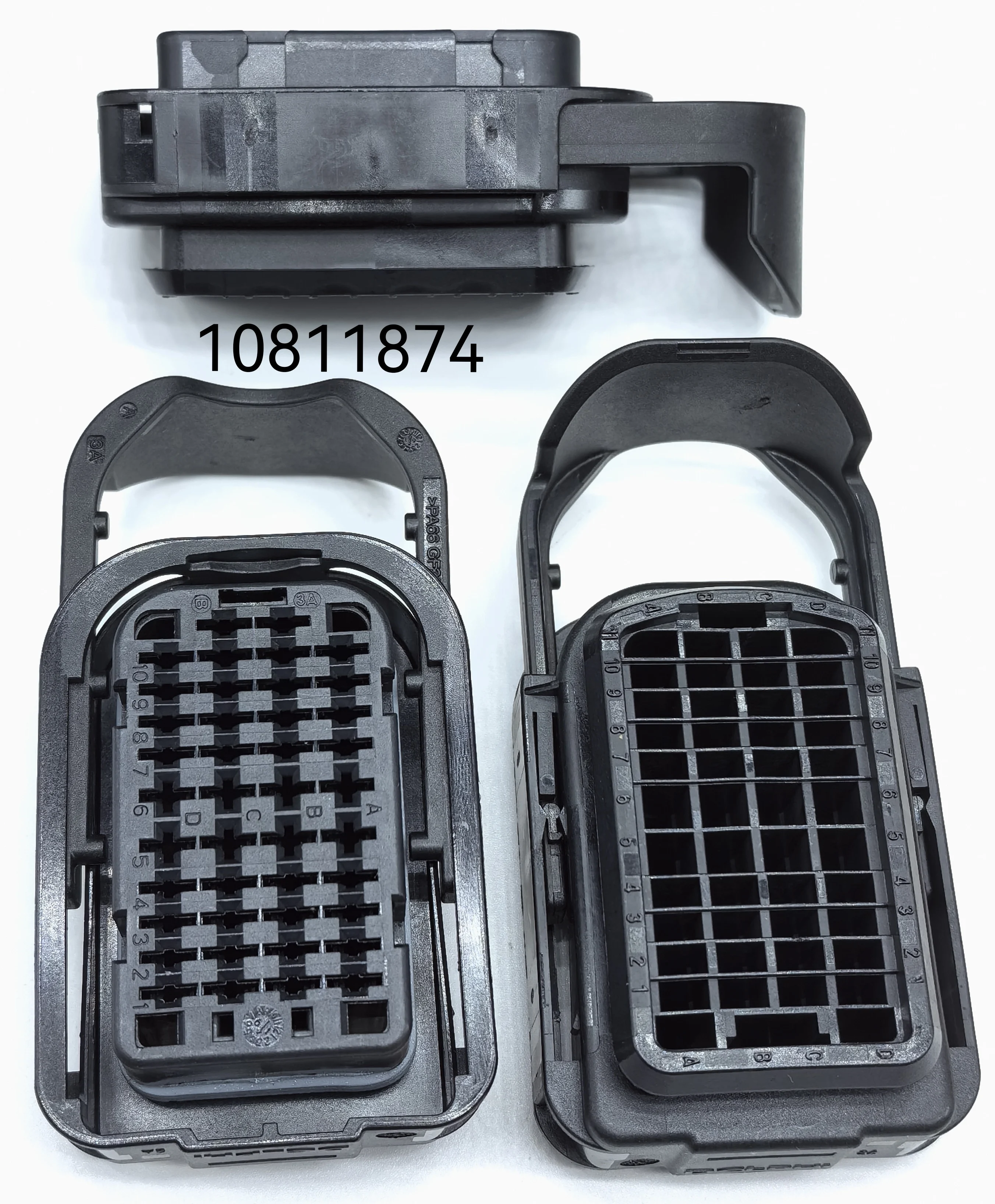 оригинальный разъем 10811874