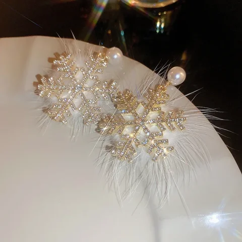 Серьги Женские новые серьги с шипами и жемчугом, пушистые серьги-снежинки на Рождество, легкие, темпераментные, модные серьги, ювелирные изделия