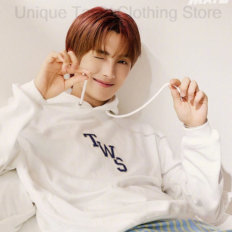Фото TWS Концертные толстовки SHINYU DOHOON YOUNGJAE HANJIN JIHOON KYUNGMIN Толстовка с капюшоном для фанатов с таким же буквенным принтом Женщины Мужчины Kpop Свободные толстовки №3
