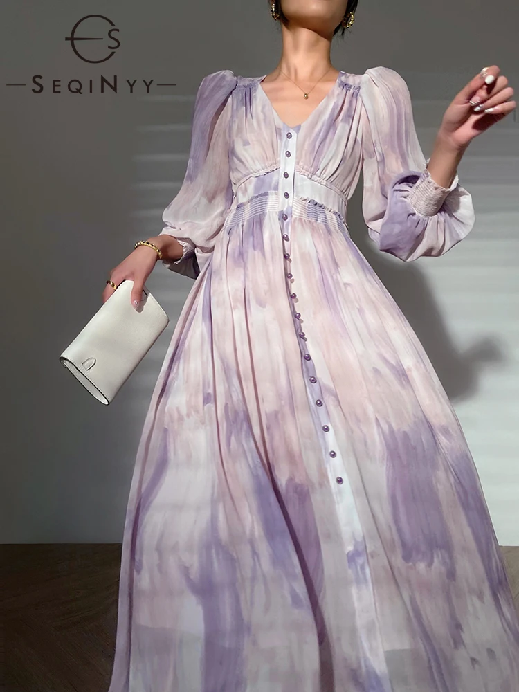 

Женское платье-трапеция с поясом на резинке, на пуговицах