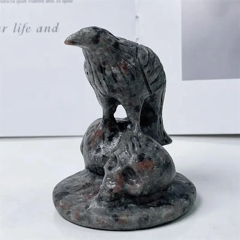

Natural Yooperlite Crow Skull Carving Polished Animal Statue Healing Reiki Gemstone Crafts For Wicca Decoration 1pcs
