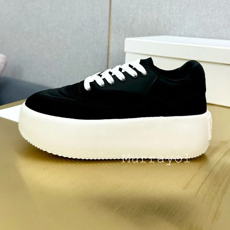 Кроссовки женские на шнуровке повседневная обувь толстой подошве с круглым