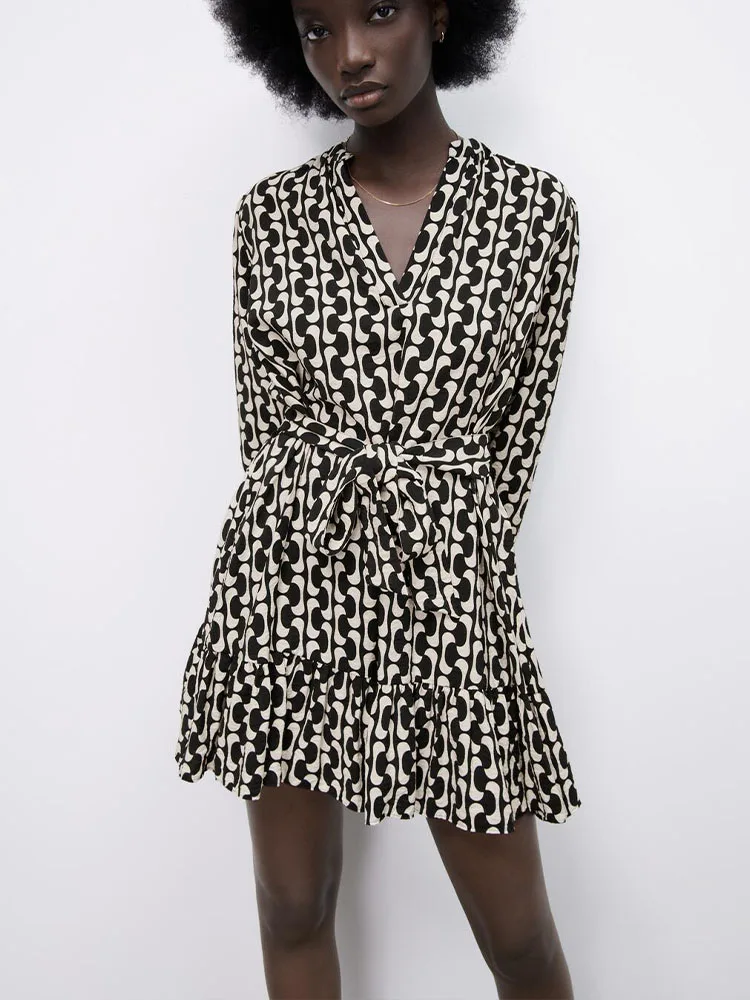 

2022 summer new women's fashion gentle retro V-neck long-sleeved bow belt decorative print short dress