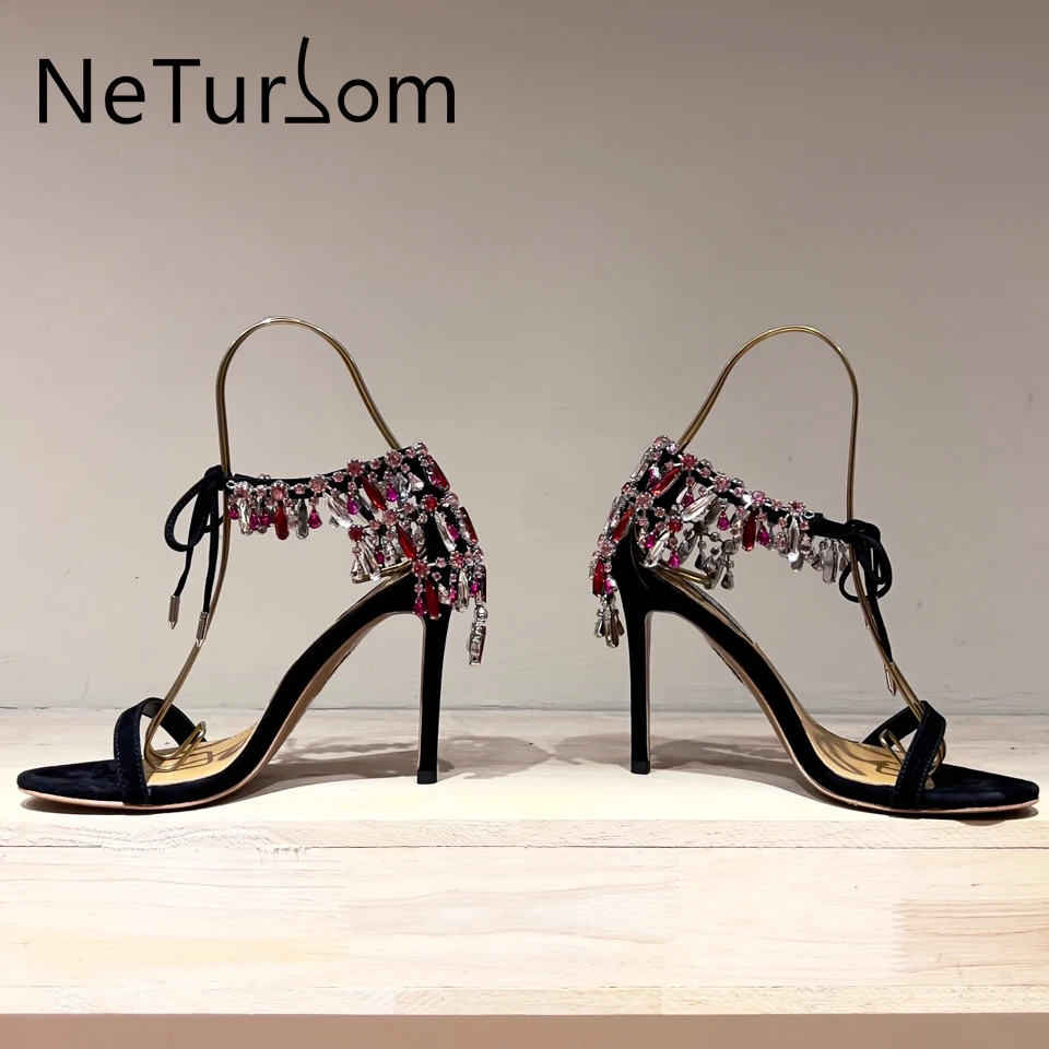 

Женские босоножки из натуральной кожи, с бусинами, на шнурках