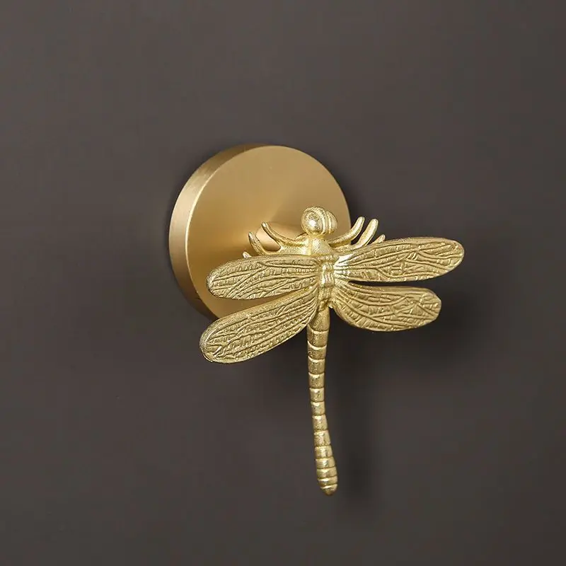 

Латунный крючок для стены