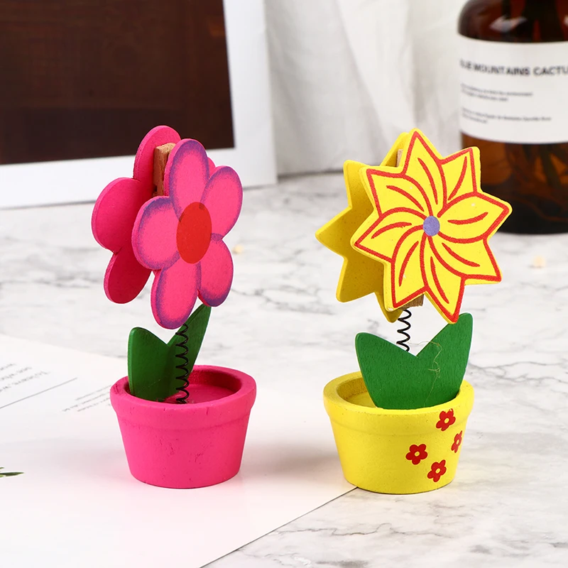 

1 PCS Lovely Creative Little Flower Hood Wooden Crafts Memo Clamp Photo Clip Note Holder For Office Study Room Decoration