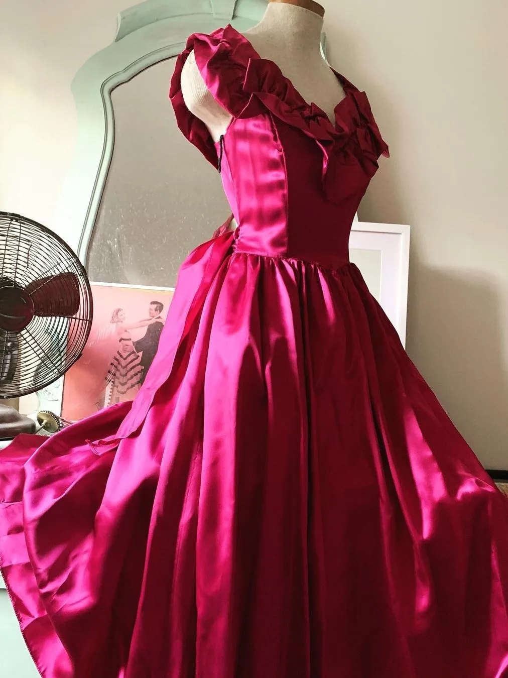 

Розово-фиолетовые Короткие коктейльные платья, модель 2023, строгие вечерние атласные платья