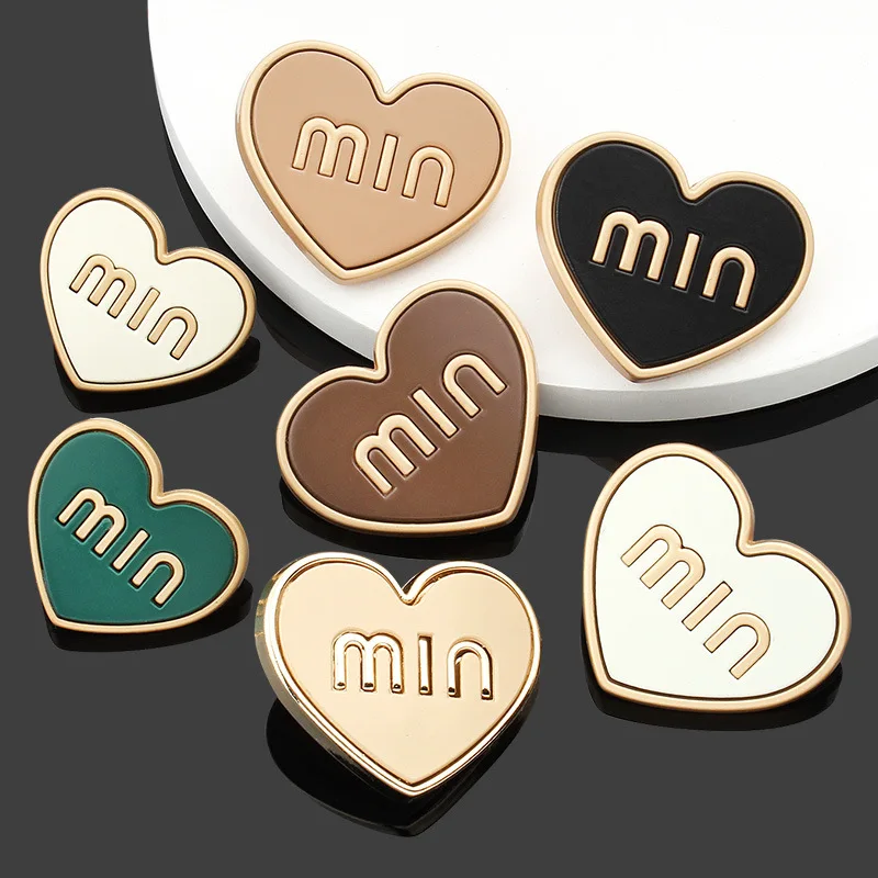 

5PCS Metal Button Knit Sweater Sweater Heart Shape Cute Decoration Clothes Button Accessories