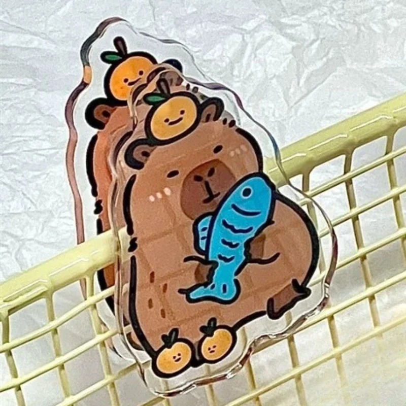 

Акриловый зажим капибара