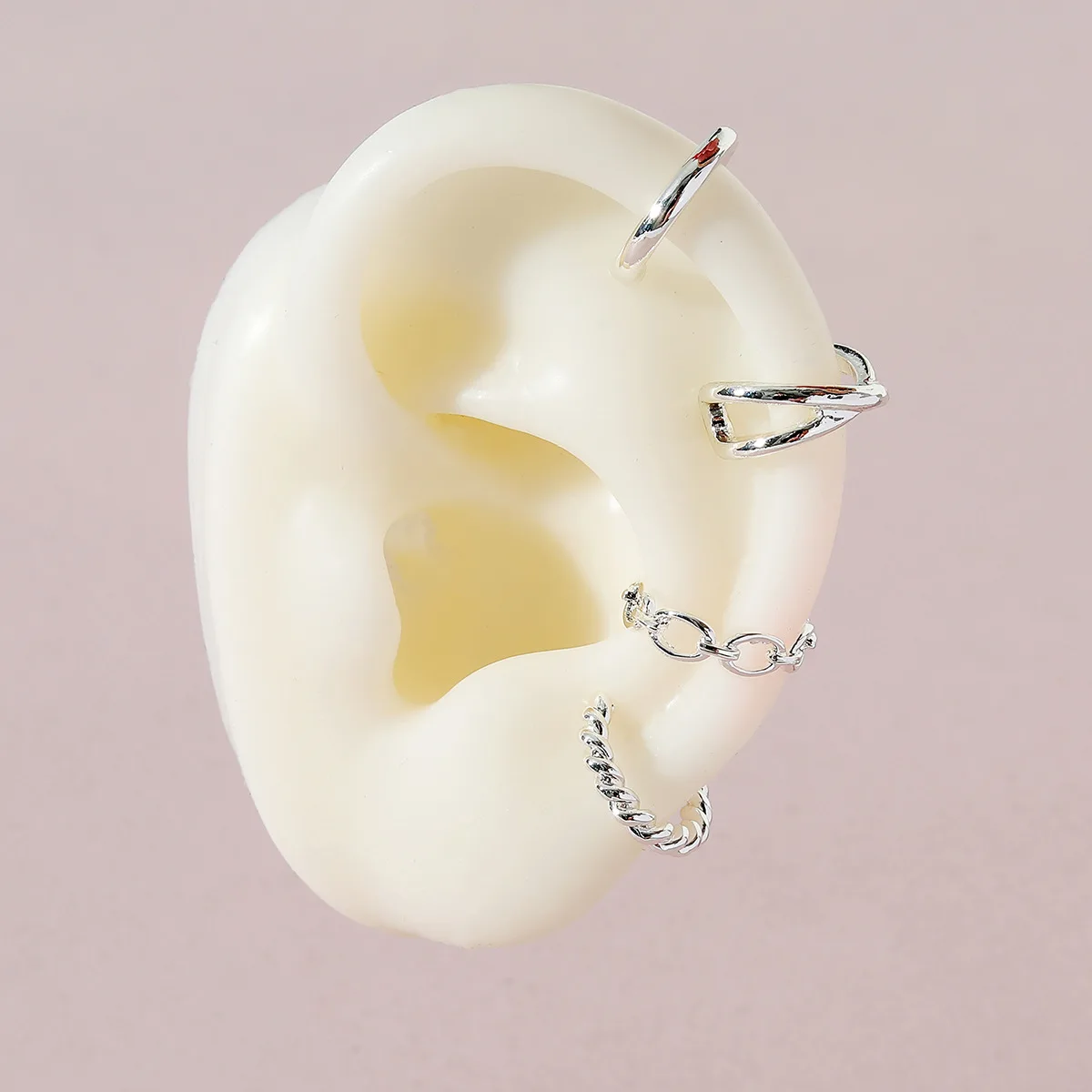 Комплект сережек-манжет LUNA CHIAO серебристого цвета 4 шт. |