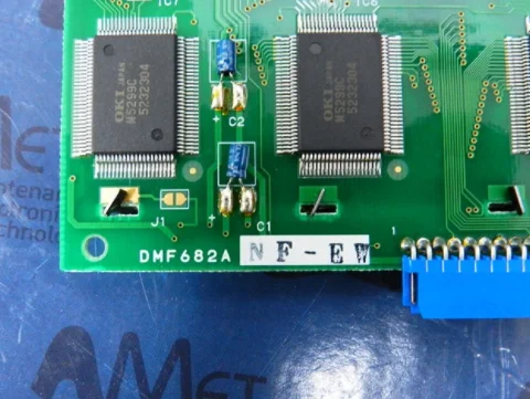 

DMF682ANF-EW-BFN DMF682A Новый совместимый ЖК-экран