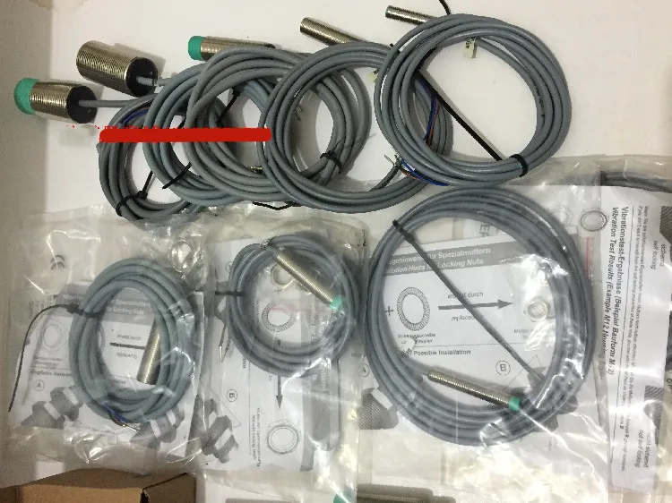 

Новинка NBN8-18GM40-E2-V1-V1 индуктивный датчик приближения