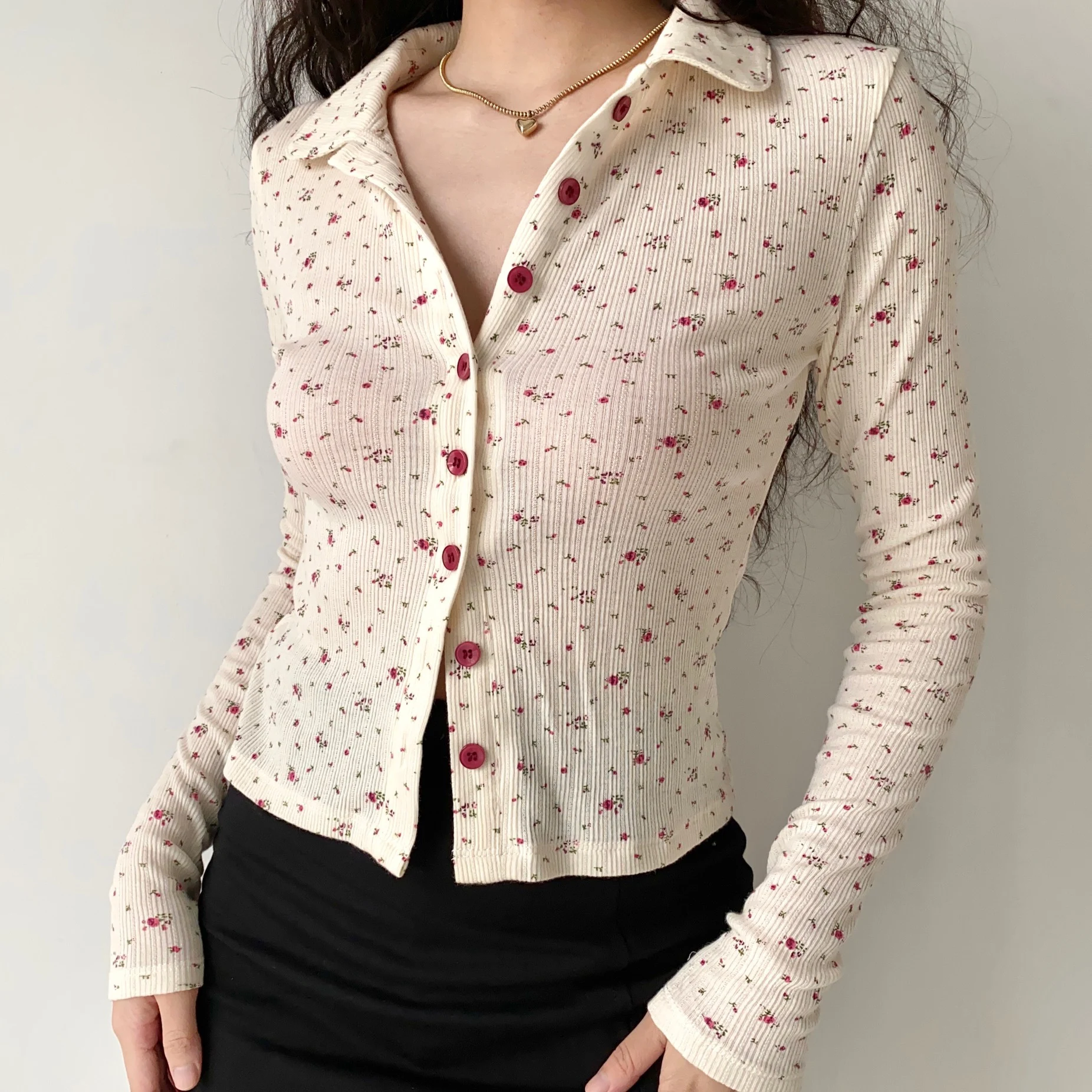 

Retro Red Floral Cardigan Print Button Top Women's Brandy Spring/Autumn Long-sleeved V-neck Knitted Sweater Top Y2k Top Button