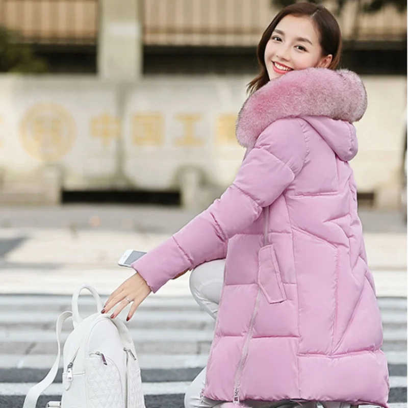 

Новинка 2023, зимняя одежда типа А с надписью, пуховое пальто с большим меховым воротником и хлопковой подкладкой, женское плотное модное розовое пальто средней длины