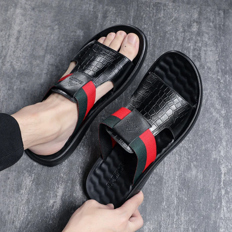 

Summer 2022 Sandals Genuine Leather Slippers Men Outdoor Breathable Fashion Brand Beach Shoes Flip Flops Indoor Slides Man Flat
