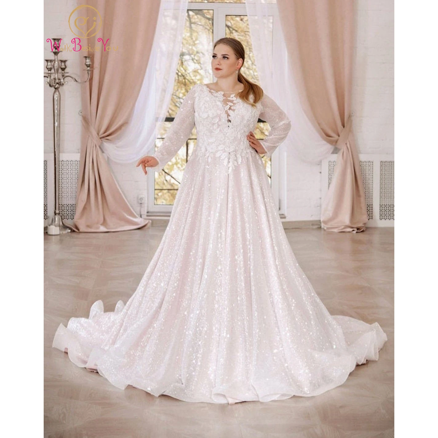 

Gorgeous plus size sparkling tulle wedding dress 2022 lace muslim long sleeve rich luxurious bridal dress floral lace bride gown