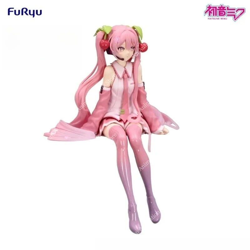 Фото В наличии: 100% Оригинальная фигурка FuRyu Noodle Stopper Hatsune Miku Sakura Miku (сидячая версия) Коллекционная аниме-фигурка: декор для рабочего стола, подарок №4