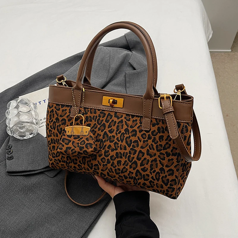 Большая большая сумка с леопардовым принтом женская осенняя дизайнерская