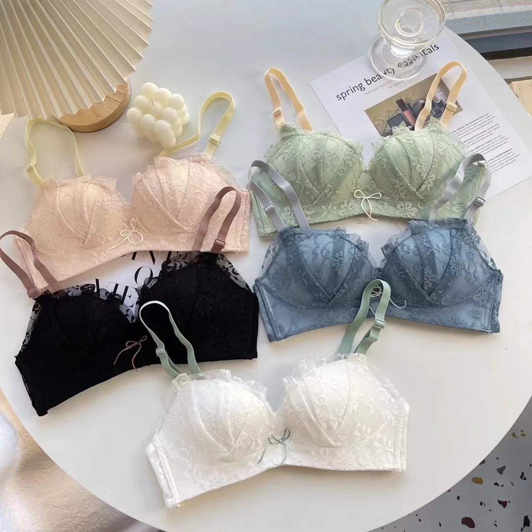 

Mu Xia a comfortable underwear for hair generation. Women's large chest is small. Gather and close the auxiliary breast to